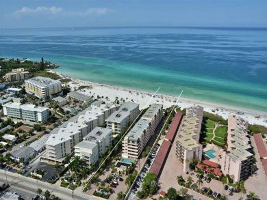 Enjoy a View of the Beach from this Third Floor Rental
